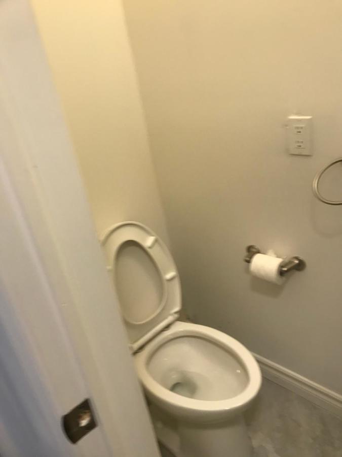 Double Room With Shared Bathroom 536B Toronto Exteriör bild